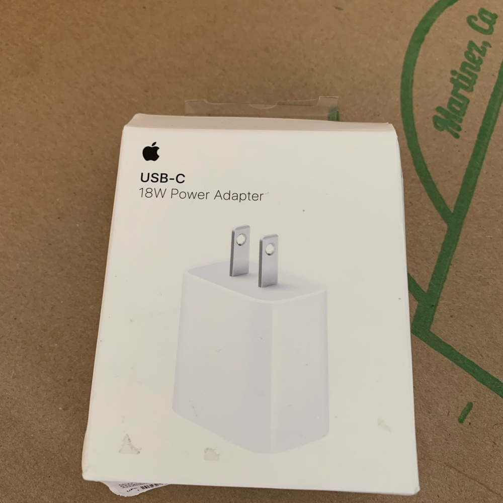 Apple 18W USB-C Power Adapter BNIB Original